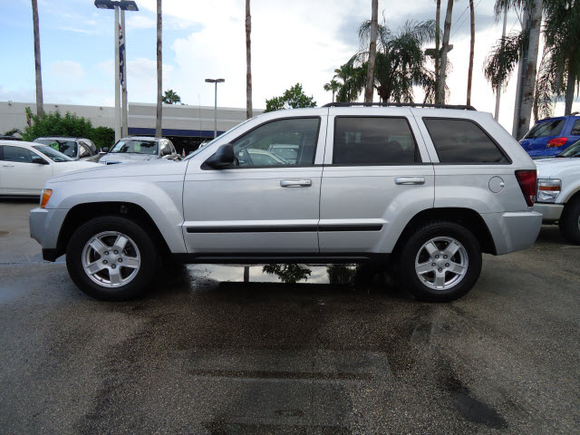 Jeep grand cherokee laredo rear wheel drive #3