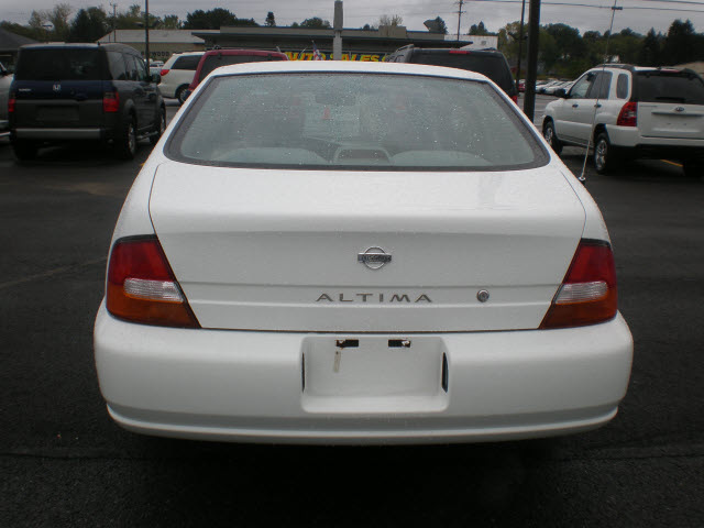 1998 Nissan altima front wheel drive #2