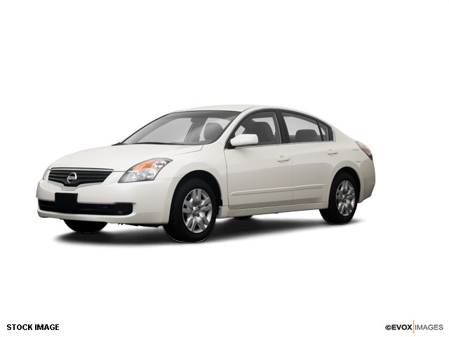 Is the nissan altima coupe front wheel drive #9