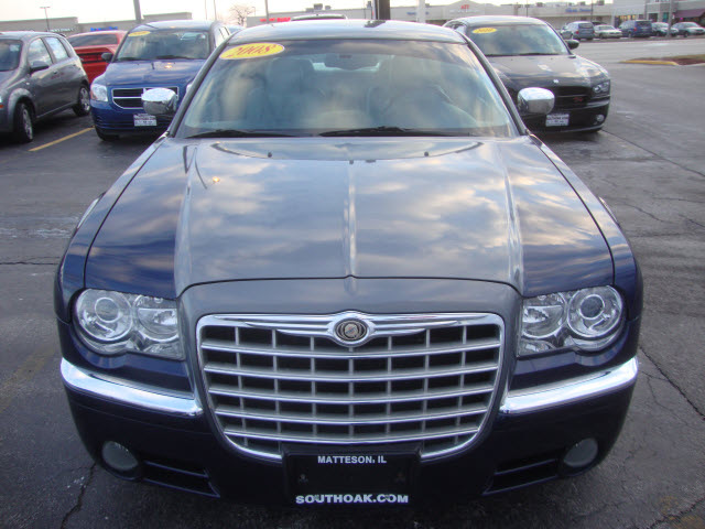 Chrysler 300c midnight blue