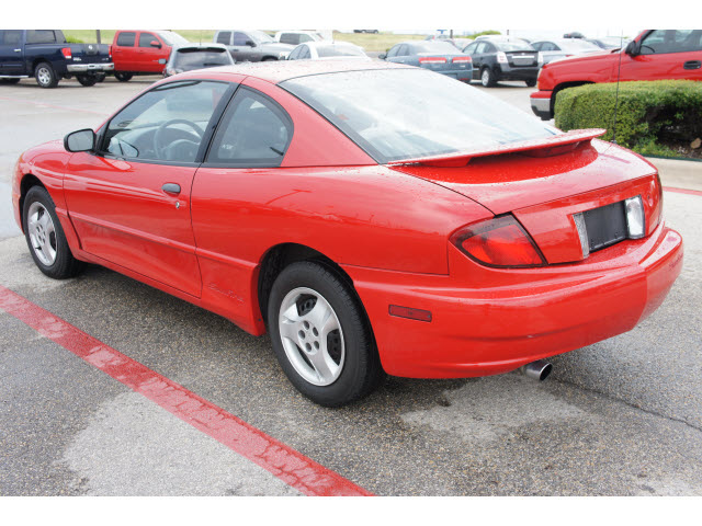 pontiac sunfire 2004 red coupe gasoline 4 cylinders front wheel drive ...